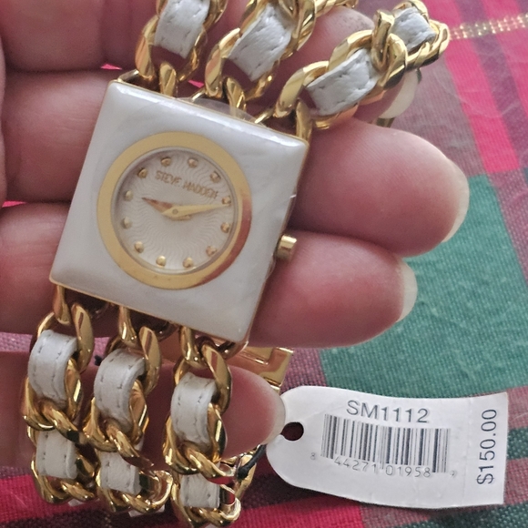 Steve Madden Women's Gold and White Chain Watch - Picture 4 of 9